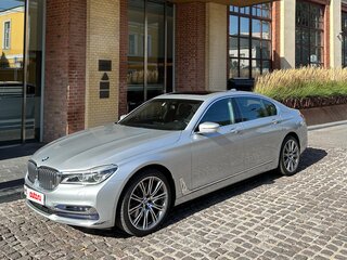 2016 BMW 7 серии Long 750Li xDrive VI (G11/G12), серебристый, 2950000 рублей, вид 1