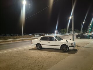 1996 Toyota Crown X (S150), белый, 780000 рублей, вид 1