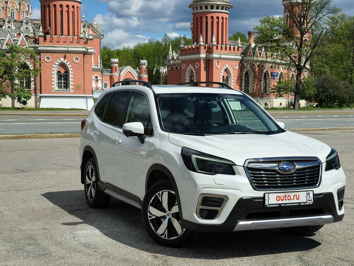 Купить б/у Subaru Forester V 2.5 CVT (185 л.с.) 4WD бензин вариатор в ...