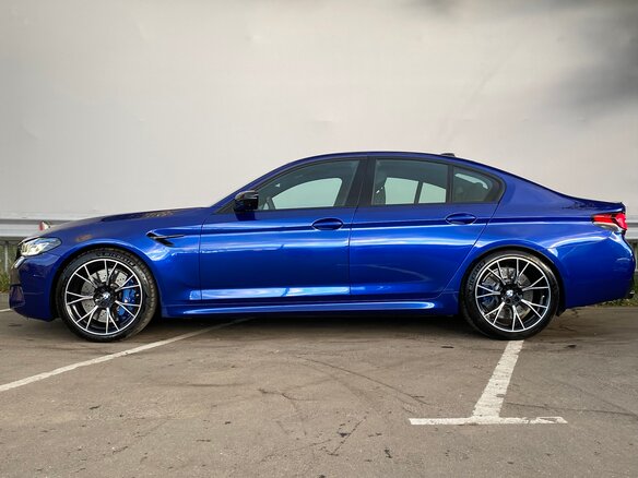 2020 BMW M5 Competition VI (F90) Рестайлинг, синий - вид 4