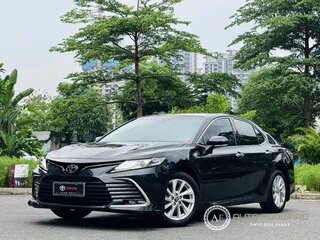 2022 Toyota Camry VIII (XV70) Рестайлинг, чёрный, 2200000 рублей, вид 1