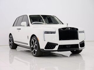 2025 Rolls-Royce Cullinan Black Badge I Рестайлинг (Series II), белый, 52012050 рублей, вид 4