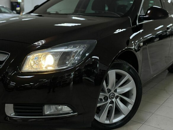 2013 Opel Insignia I, коричневый, 745000 рублей - вид 1