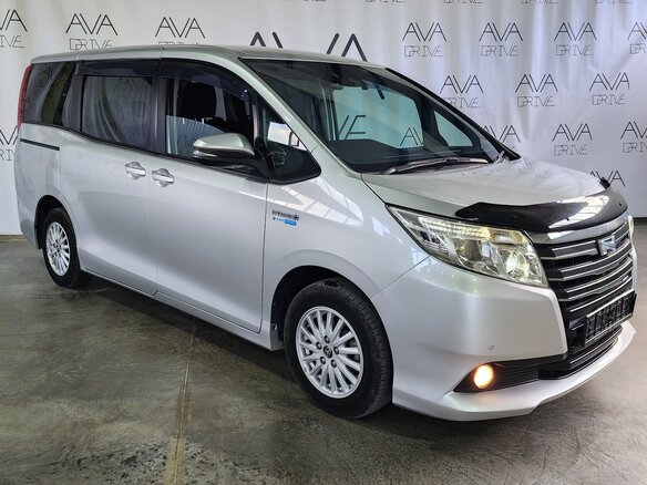 Мультимедийные системы Toyota Noah: Head Unit Display