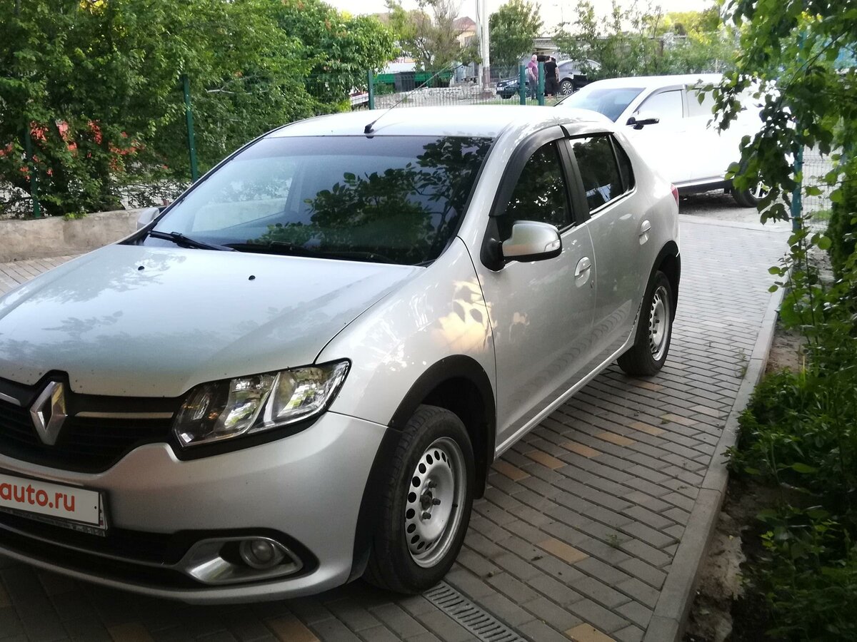 Купить б/у Renault Logan II 1.6 MT (82 л.с.) бензин механика в ...