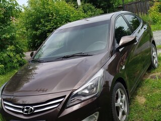 2015 Hyundai Solaris I Рестайлинг, коричневый, 700000 рублей, вид 1
