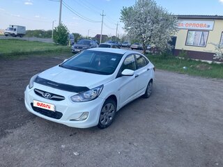 2014 Hyundai Solaris I, белый, 385000 рублей, вид 1