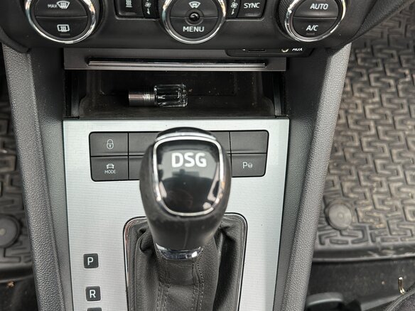 2015 Skoda Octavia III (A7), чёрный - вид 8