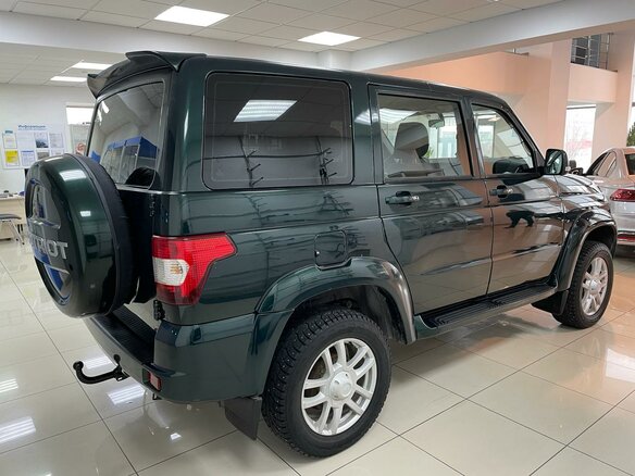 Купить б/у УАЗ Patriot I Рестайлинг 3 2.7 MT (135 л.с.) 4WD бензин ...