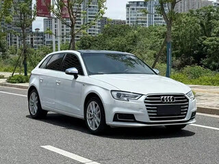 2020 Audi A3 III (8V) Рестайлинг, белый, 1500155 рублей, вид 1
