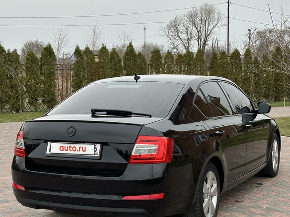 2015 Skoda Octavia III (A7), чёрный - вид 4
