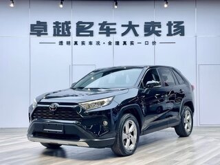 2021 Toyota RAV4 V (XA50), чёрный, 2150000 рублей, вид 1