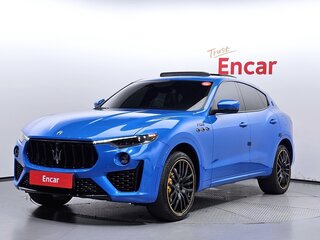 2022 Maserati Levante S I Рестайлинг, синий, 6500052 рублей, вид 1