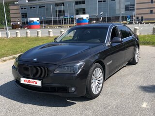 2011 BMW 7 серии Long 740Li V (F01/F02/F04), серый, 1300000 рублей, вид 1