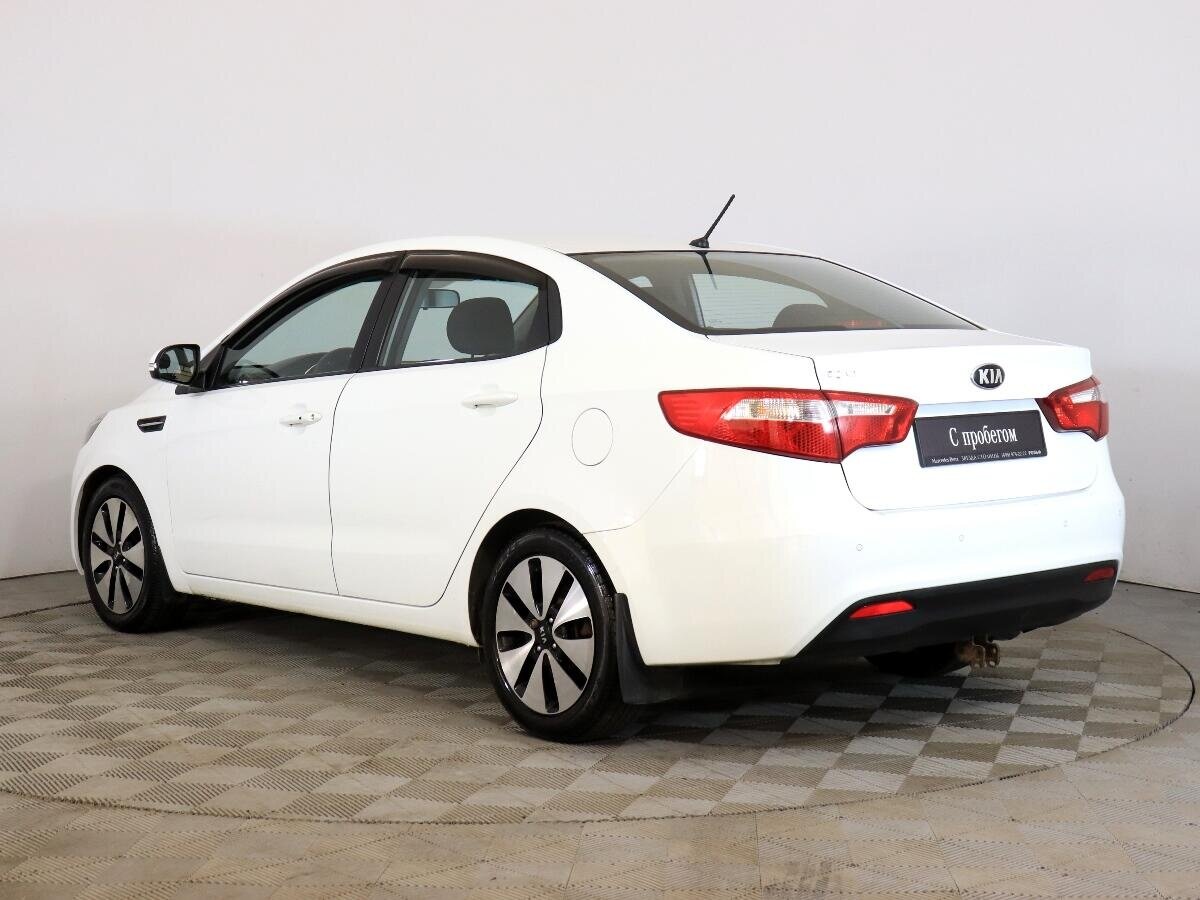 Киа рио 2014 года фото Купить б/у Kia Rio III 6-speed 1.6 AT (123 л.с.) бензин автомат в Москве: белый 