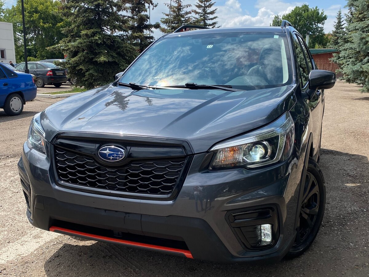 Купить б/у Subaru Forester V 2.5 CVT (185 л.с.) 4WD бензин вариатор в ...