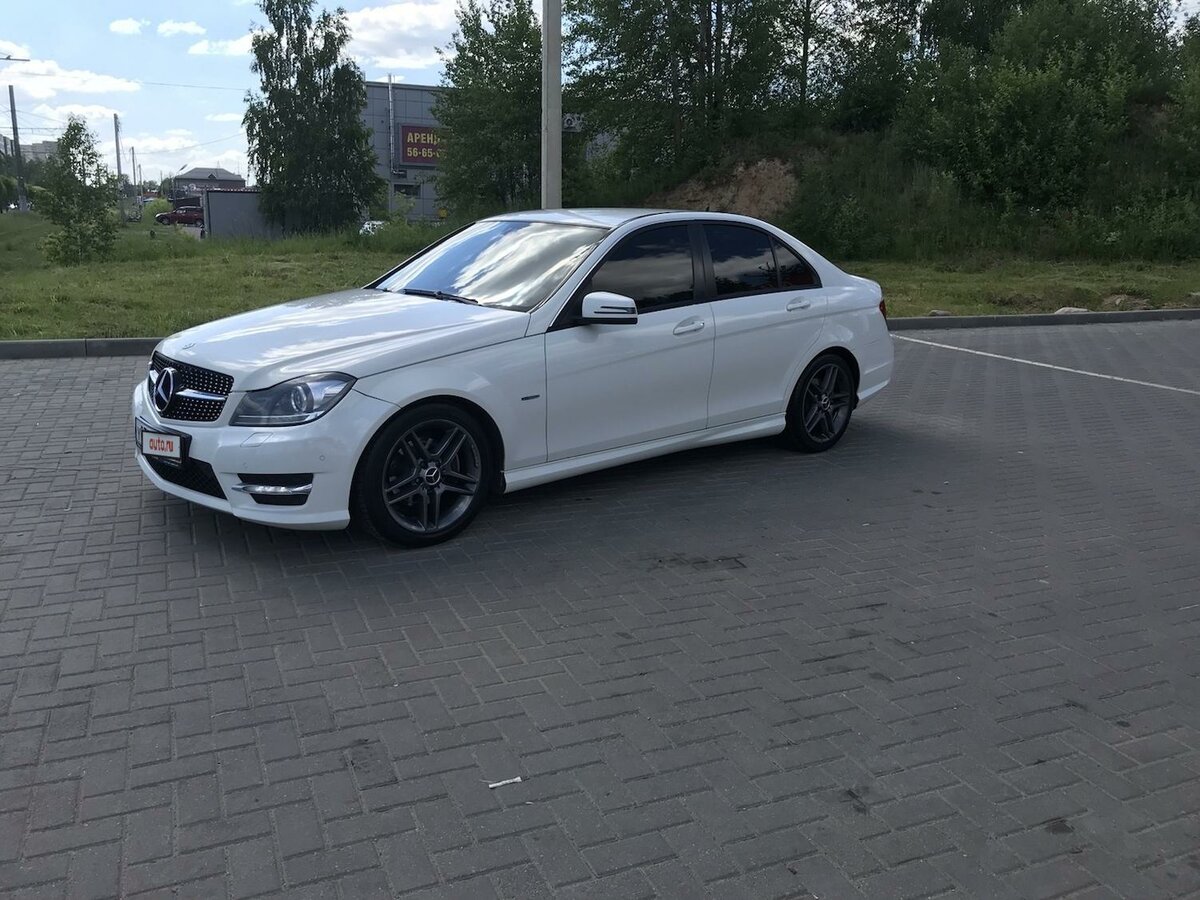 Купить б/у Mercedes-Benz C-Класс III (W204) Рестайлинг 180 1.6 AT (156 ...
