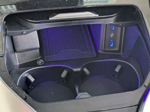 2025 Mercedes-Benz Maybach SL SL 680, красный, 35271738 рублей - вид 19