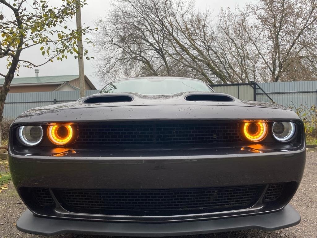 Купить б/у Dodge Challenger III Рестайлинг 2 3.6 AT (309 л.с.) бензин ...