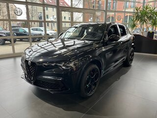 2025 Alfa Romeo Stelvio Quadrifoglio I Рестайлинг 2, серый, 13200000 рублей, вид 4
