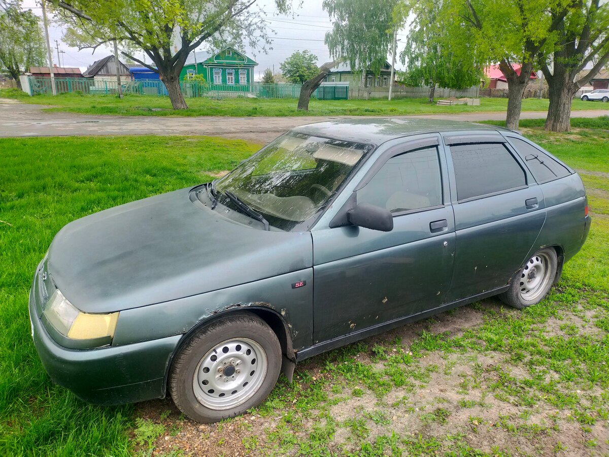 Купить б/у Lada (ВАЗ) 2112 1998-2009 1.6 MT (90 л.с.) бензин механика в  Ульяновске: серый Лада 2112 2007 хэтчбек 5-дверный 2007 года по цене 150  000 рублей на Авто.ру