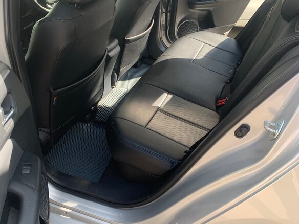 2020 Toyota Prius IV Рестайлинг (XW50), серый, 1950000 рублей - вид 35