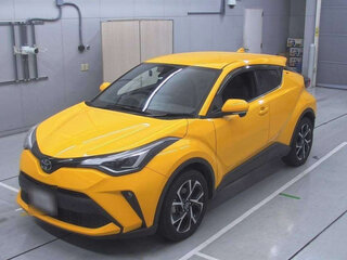 2022 Toyota C-HR I Рестайлинг, жёлтый, 1570000 рублей, вид 1