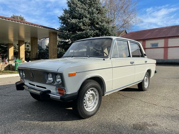 1977 Lada (ВАЗ) 2106 4-speed, белый
