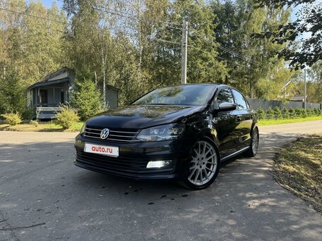 Volkswagen Polo V 1.4 AMT 125 . V 2019 1 999 999