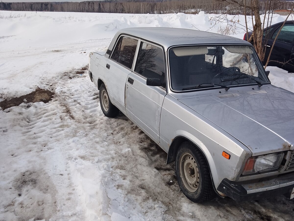 Авто в нижней салде