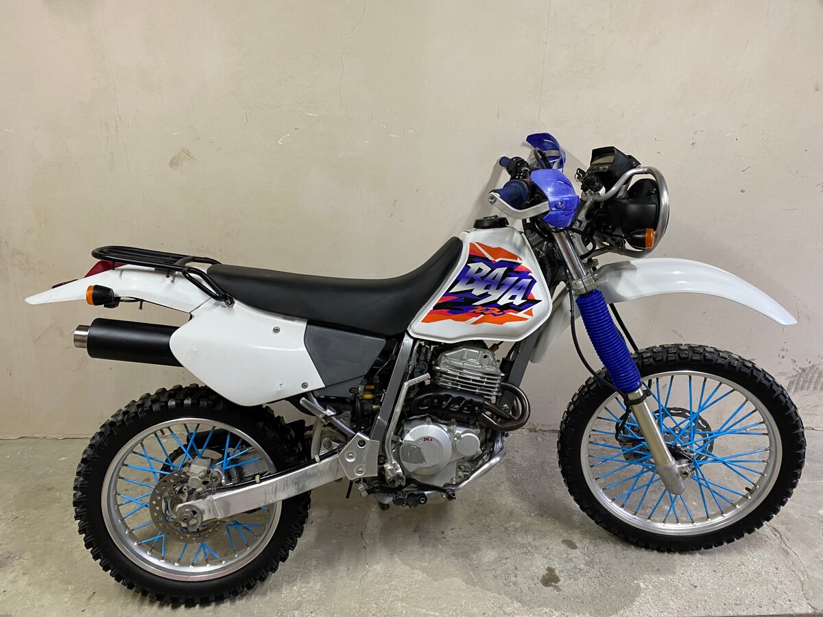 Купить б/у Honda XR 250 карбюратор 6 передач в Малом Маяке: белый ...