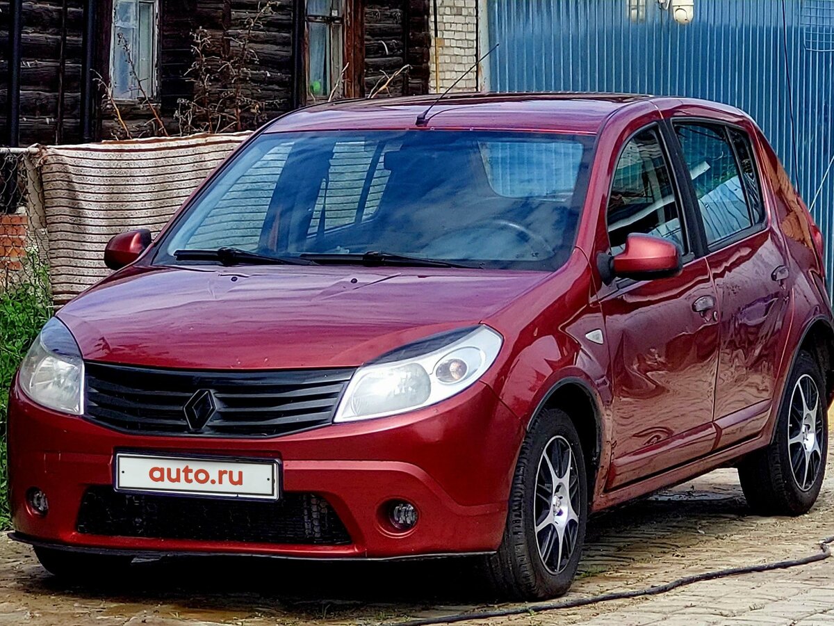 Купить б/у Renault Sandero I 1.6 MT (84 л.с.) бензин механика в Орехово ...