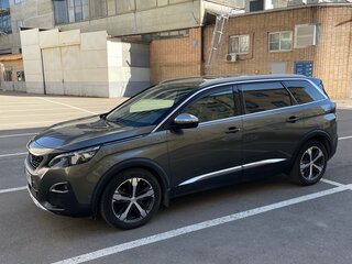 2018 Peugeot 5008 II, серый, 2600000 рублей, вид 1