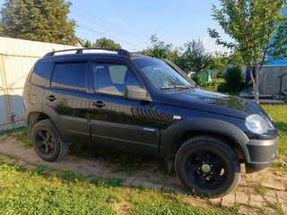 2015 Chevrolet Niva I Рестайлинг, чёрный, 550000 рублей, вид 1
