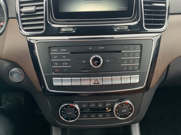 2015 Mercedes-Benz GLE 300 I (W166), белый, 3900000 рублей - вид 13