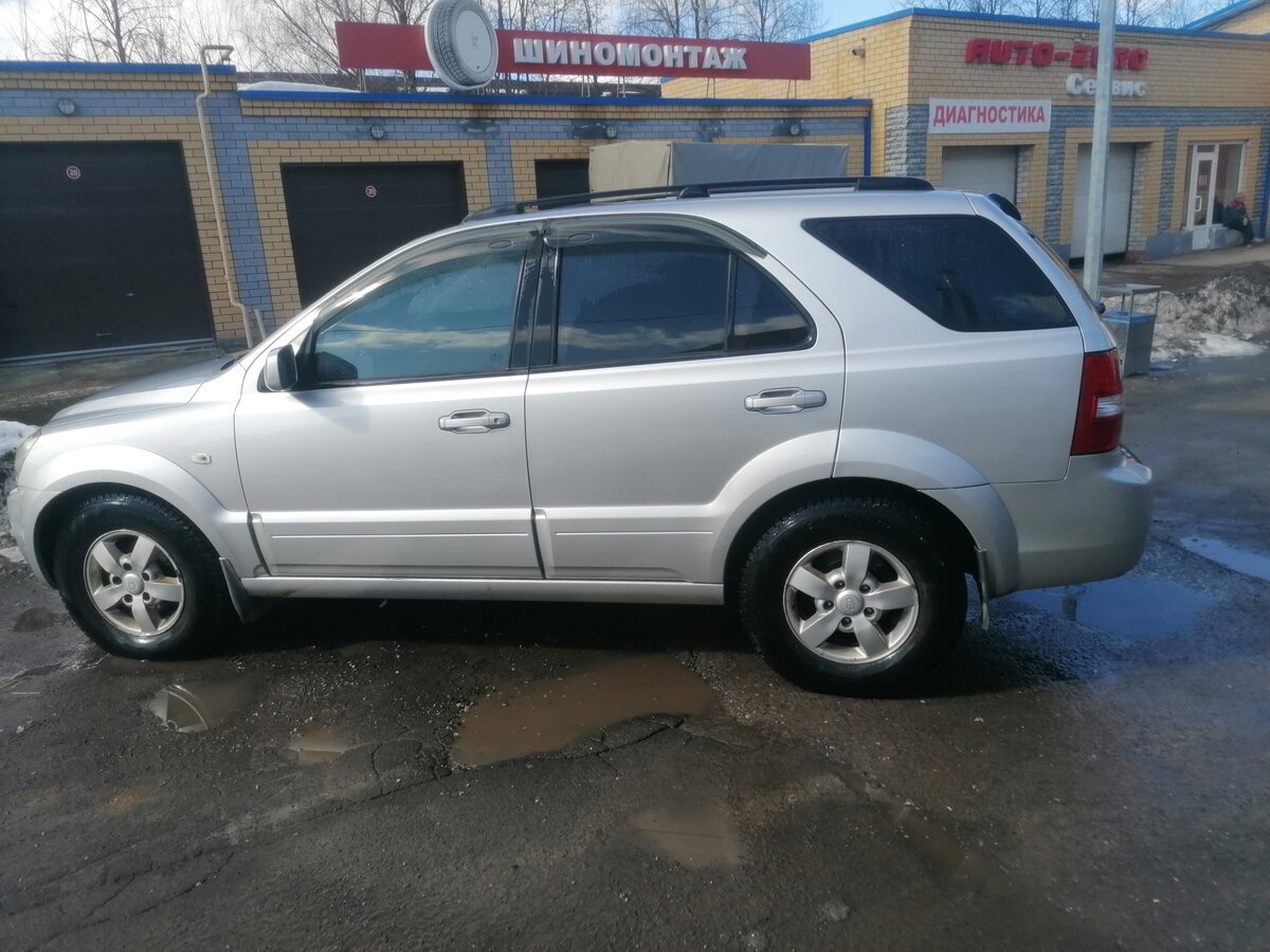 Купить б/у Kia Sorento I Рестайлинг 2.5d AT (170 л.с.) 4WD дизель ...