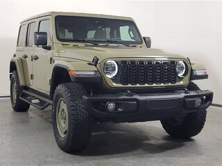 2025 Jeep Wrangler 4xe IV (JL) Рестайлинг, зелёный, 7400610 рублей, вид 1