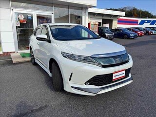 2018 Toyota Harrier III (XU60) Рестайлинг, белый, 2290000 рублей, вид 2