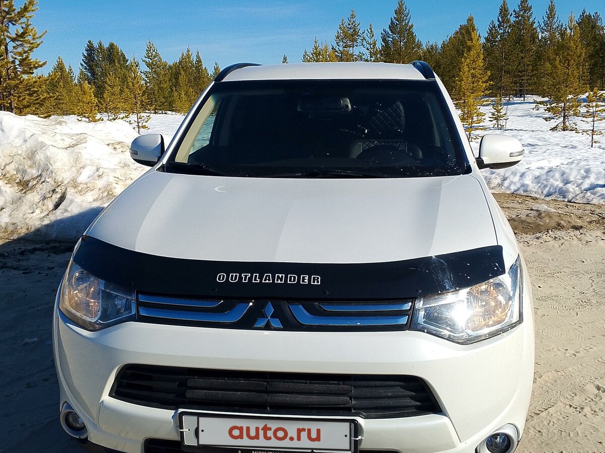 Купить б/у Mitsubishi Outlander III 2.4 CVT (167 л.с.) 4WD бензин ...