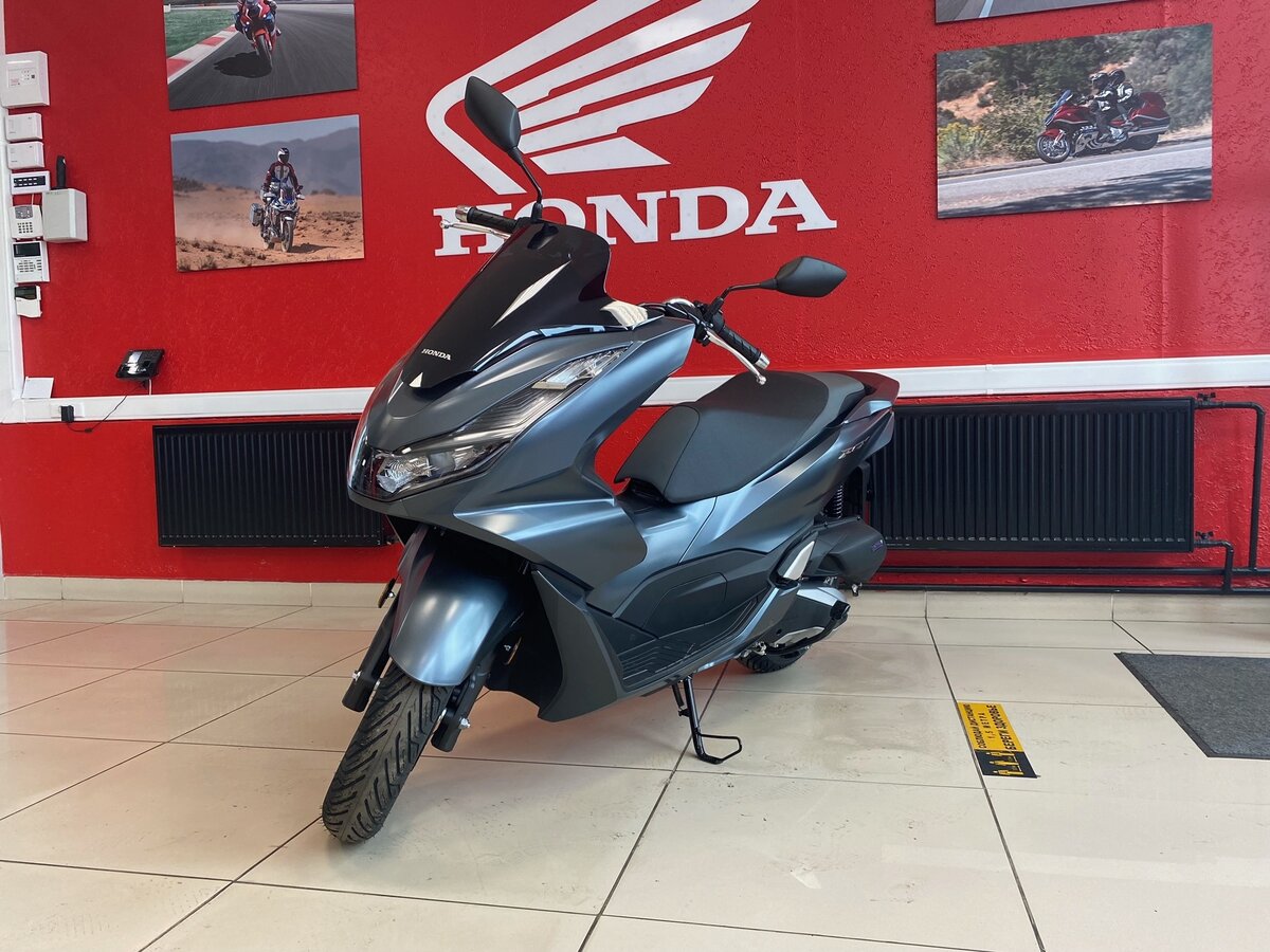 Honda PCX 125 реклама