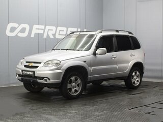 2012 Chevrolet Niva I Рестайлинг, серебристый, 450000 рублей, вид 1