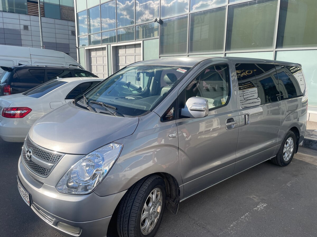 Купить б/у Hyundai Grand Starex I 2.5d AT (145 л.с.) дизель автомат в ...