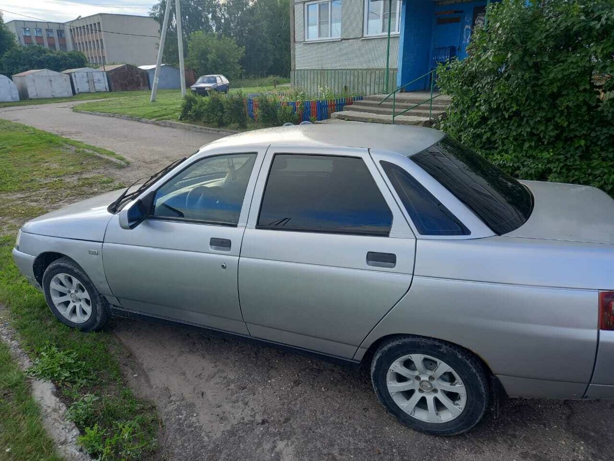 ВАЗ 2110 Богдан серебристый