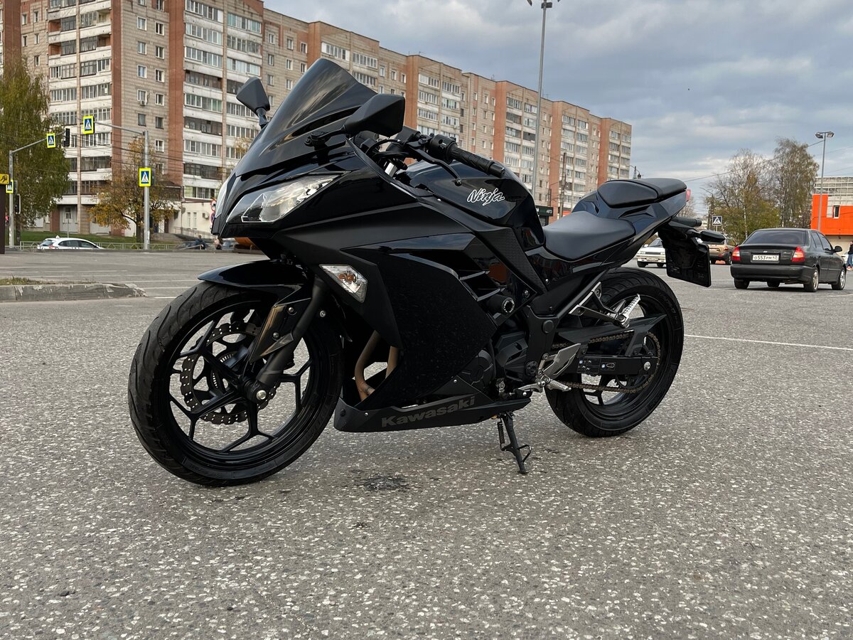 Обзор мотоцикла Kawasaki Ninja 300 2013 - характеристики, отзывы, цена на сайте