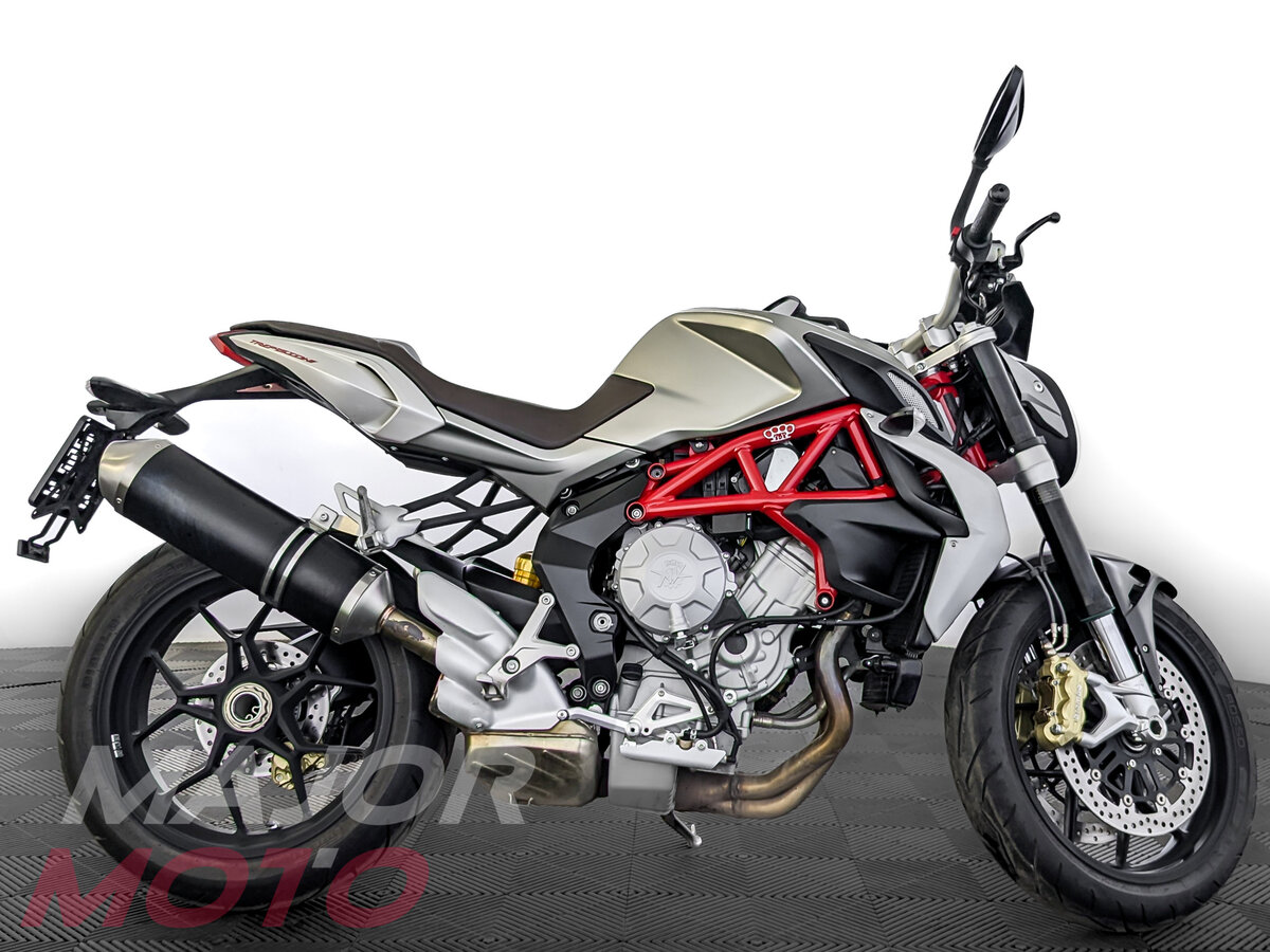 MV Agusta Brutale 800