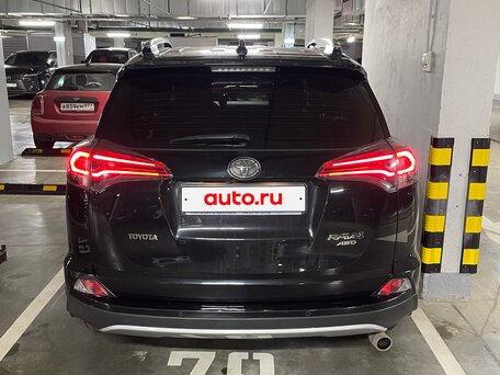 Тіркеусіз автобуста жасырын камера порно көру