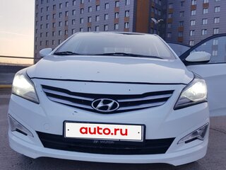 2014 Hyundai Solaris I Рестайлинг, белый, 670000 рублей, вид 1