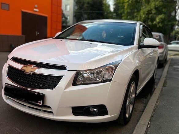 2012 Chevrolet Cruze I, белый - вид 1