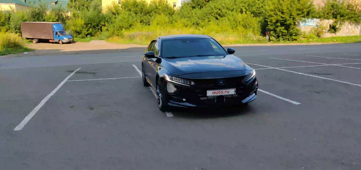 Купить б/у Honda Accord X 2.0hyb CVT (212 л.с.) гибрид вариатор в ...