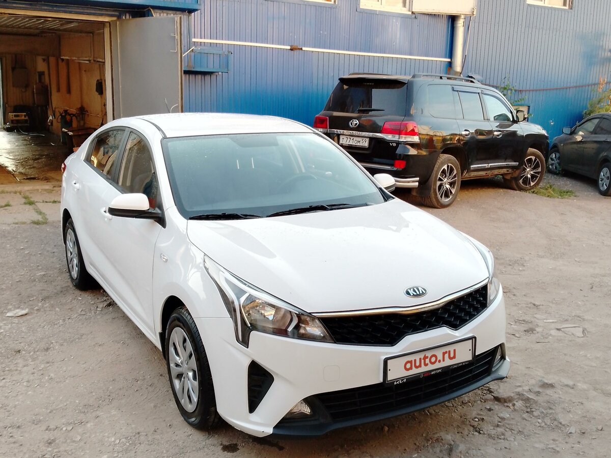 Купить б/у Kia Rio IV Рестайлинг 1.6 AT (123 л.с.) бензин автомат в ...